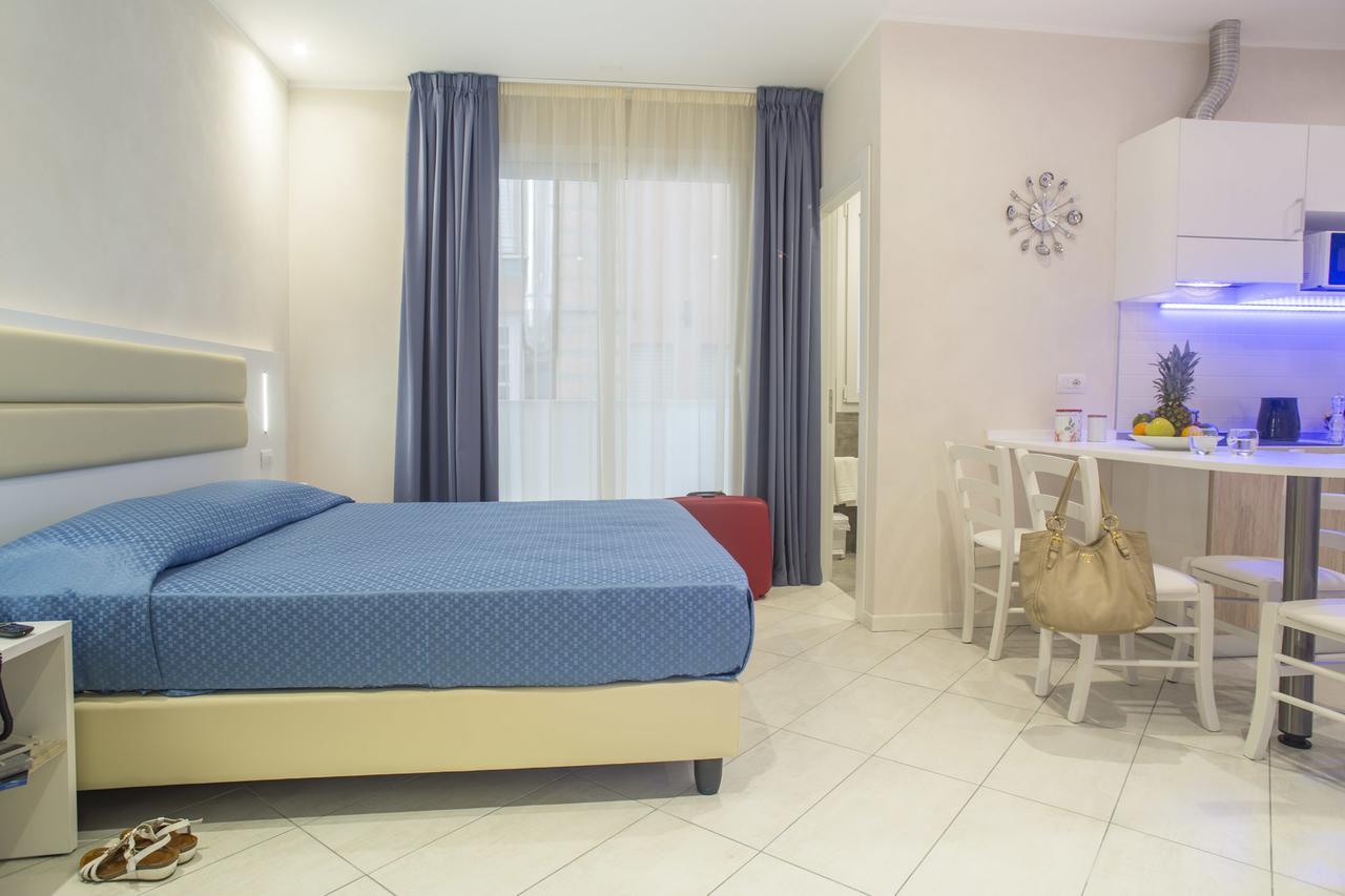 White Suite & Apartments Bellaria-Igea Marina Ngoại thất bức ảnh