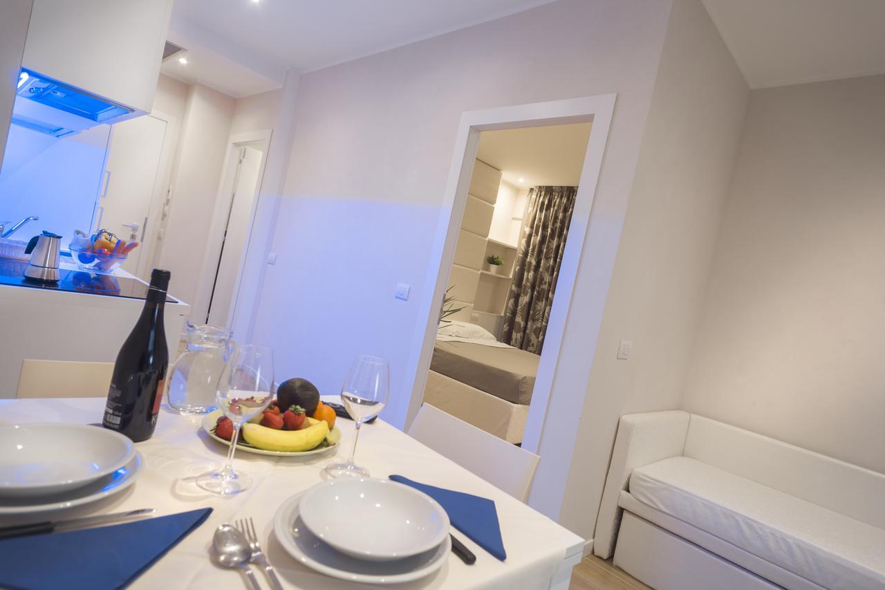 White Suite & Apartments Bellaria-Igea Marina Ngoại thất bức ảnh